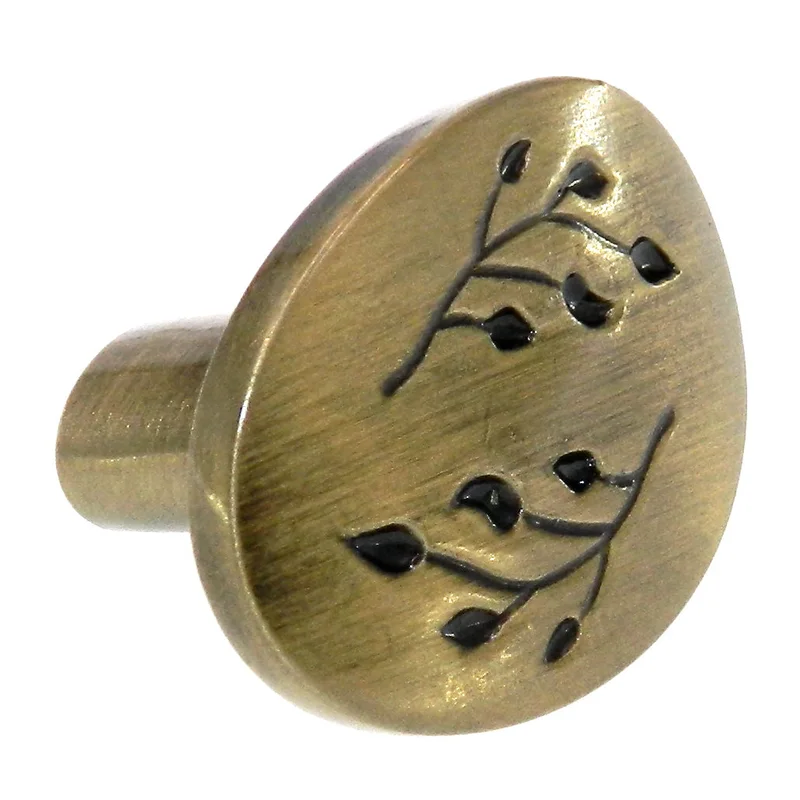 Amerock Inspirations Elegant Brass 1 1/2" Oval Leaf Cabinet Knob BP4444-EB