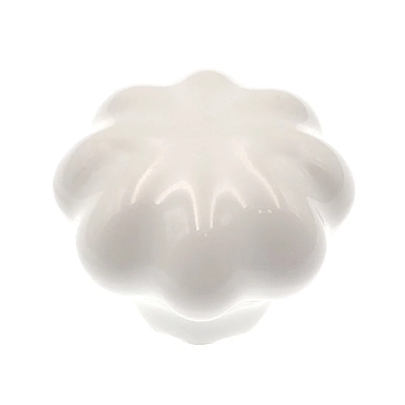 Belwith Hickory Hardware English Cozy White Ceramic Scalloped 1 1/4" Knob P623-W