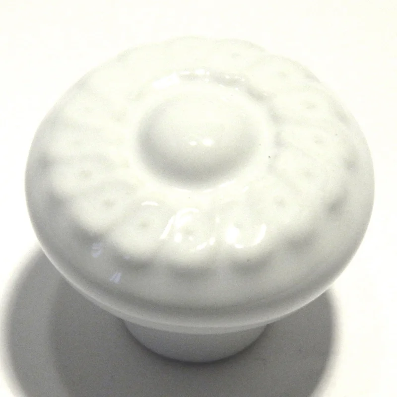 Hickory Hardware English Cozy White 1 3/8" Cabinet Knob PA0313-W