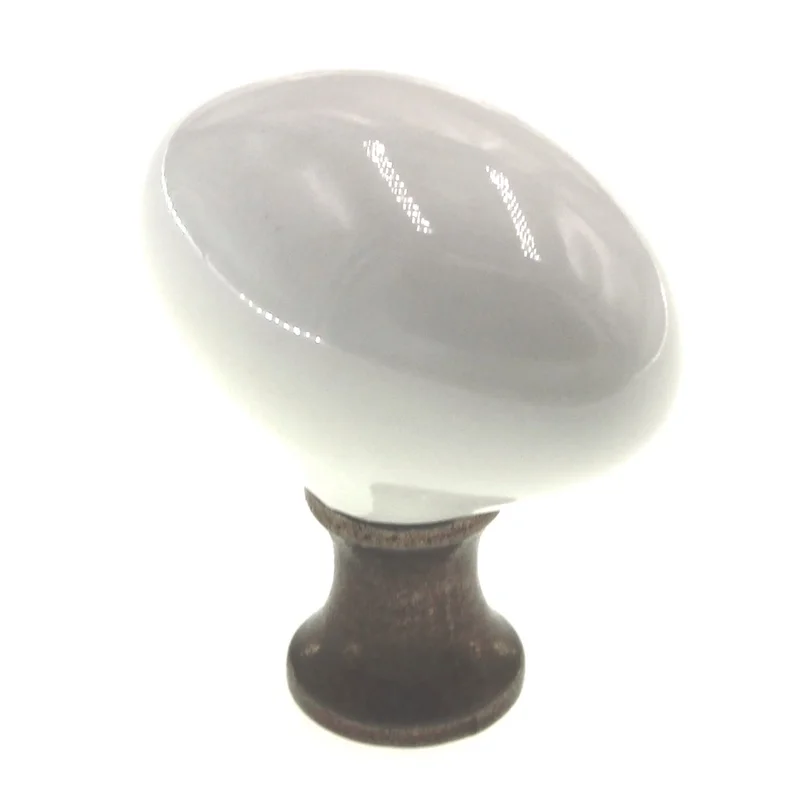 Hickory Hardware English Cozy White & Polished Brass Oval 1 1/4" Porcelain Cabinet Knob P26-W