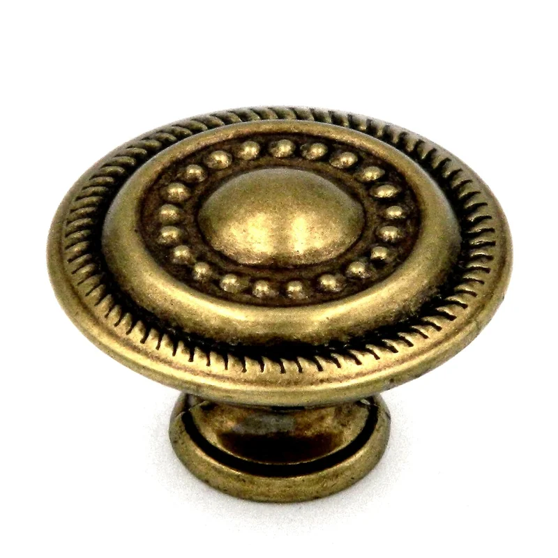 Hickory Hardware Manor House 1 1/4" Lancaster Hand Polished Brass Cabinet Knob P8196-LP